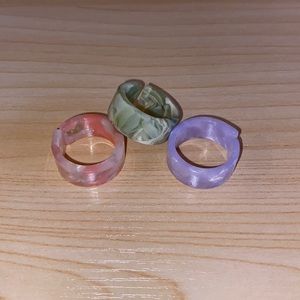 three chunky acrylic rings from amazon